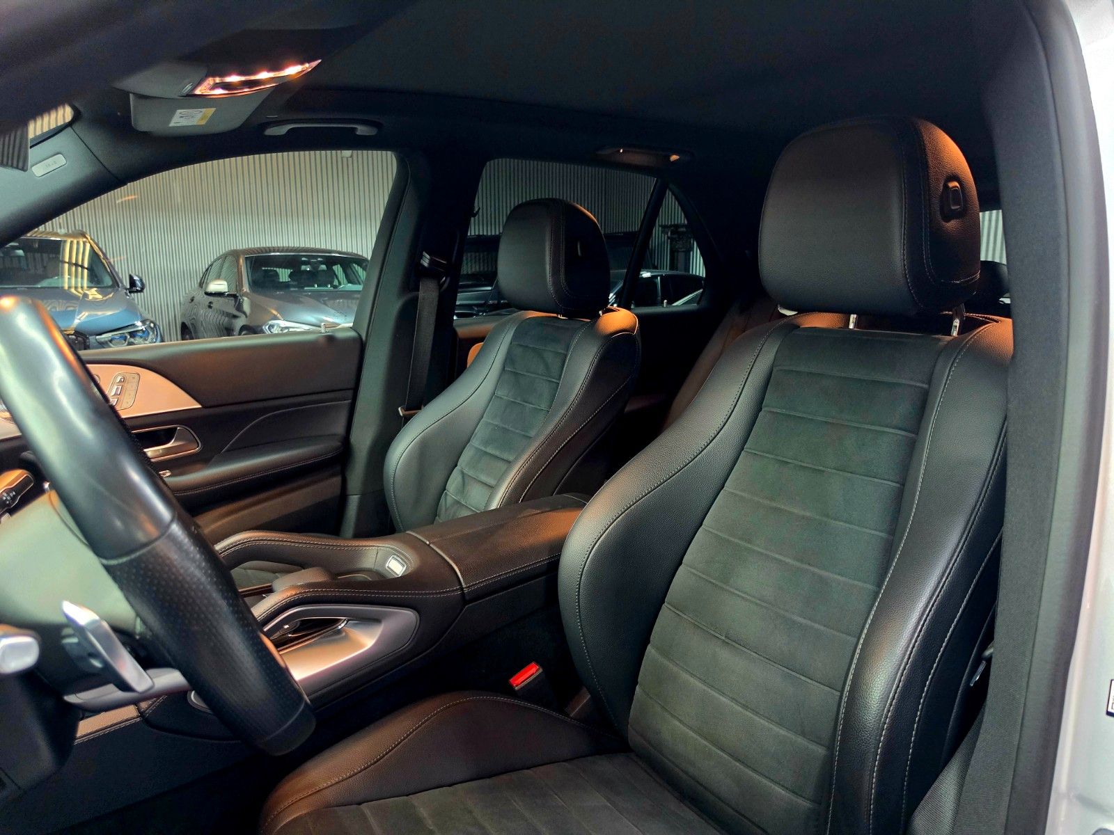 Mercedes-Benz GLE 350 4Matic AMG PANO BURMESTER 360° NIGHT KEY foto 13