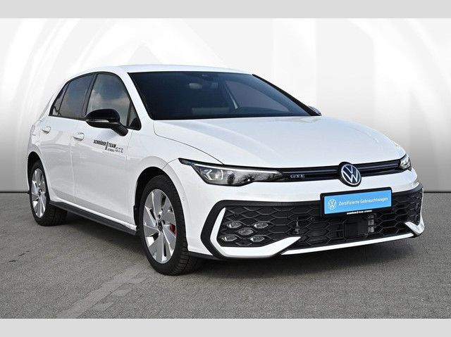 Volkswagen Golf VIII 1.5 eHybrid DSG GTE Black Style foto 2