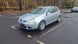 Volkswagen Golf 1.6 Sportline Sportline - Volkswagen Golf aus 2005: 1.6