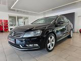 Volkswagen Passat Variant*HIGHLINE*SPORT*LEDER*AHK*STHZ*SHZ - Volkswagen Passat Variant aus 2011: Highline