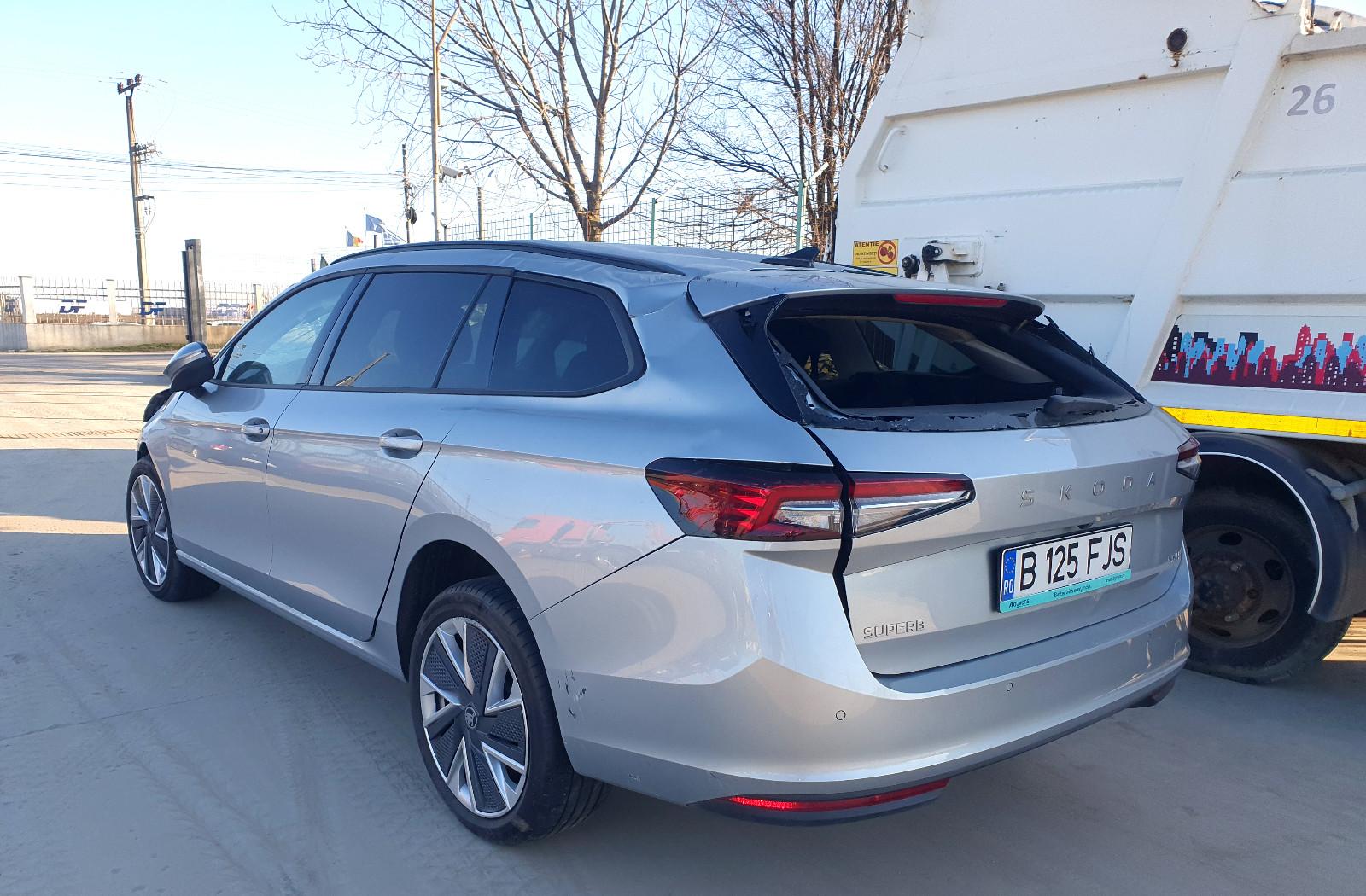 Skoda Superb 2.0 TSI DSG Selection Combi 4WD