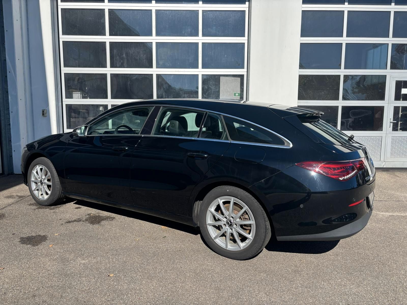 Mercedes-Benz CLA Shooting Brake CLA 250 e foto 4