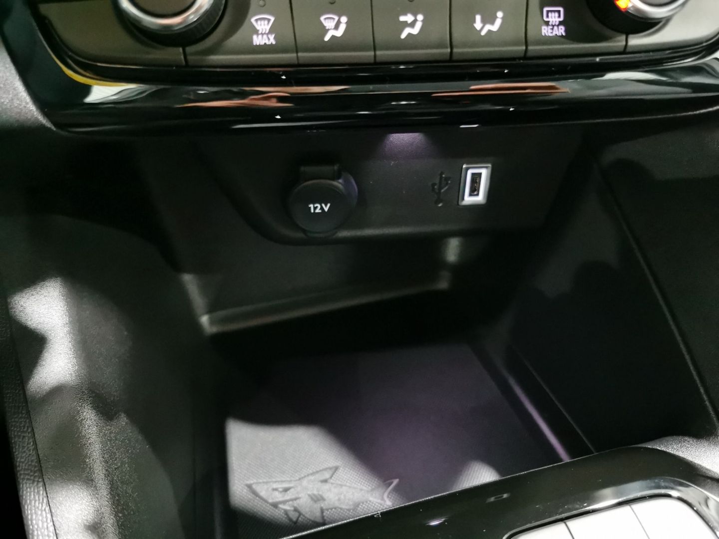 Fahrzeugabbildung Opel Corsa Edition mit Sonderzins 3,99%