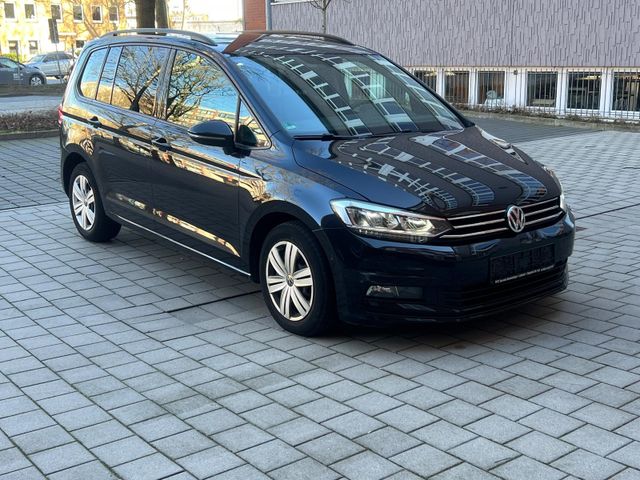 Volkswagen Touran 2.0 TDI  Original Schwarz LED