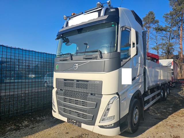 Volvo FH 460 8x2 Tridem*Baustoff, Fassi Lademacara* für 158.746 €
