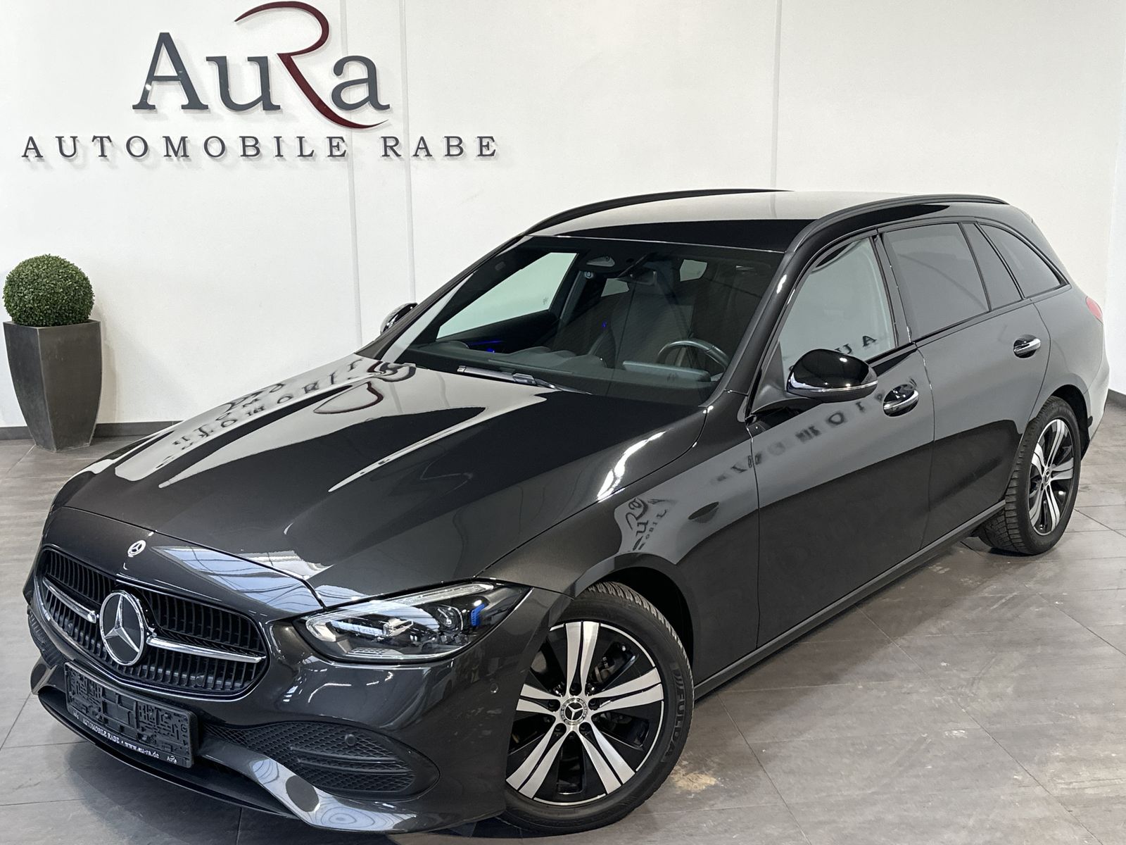 Fahrzeugabbildung Mercedes-Benz C 220d T Avantgarde NIGHT-PAKET+NAV+LED+KAM+17ZO