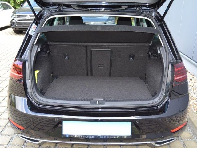 Golf VII 1.5 TSI 150 PS Highline AHK/LED/NAVI/BU