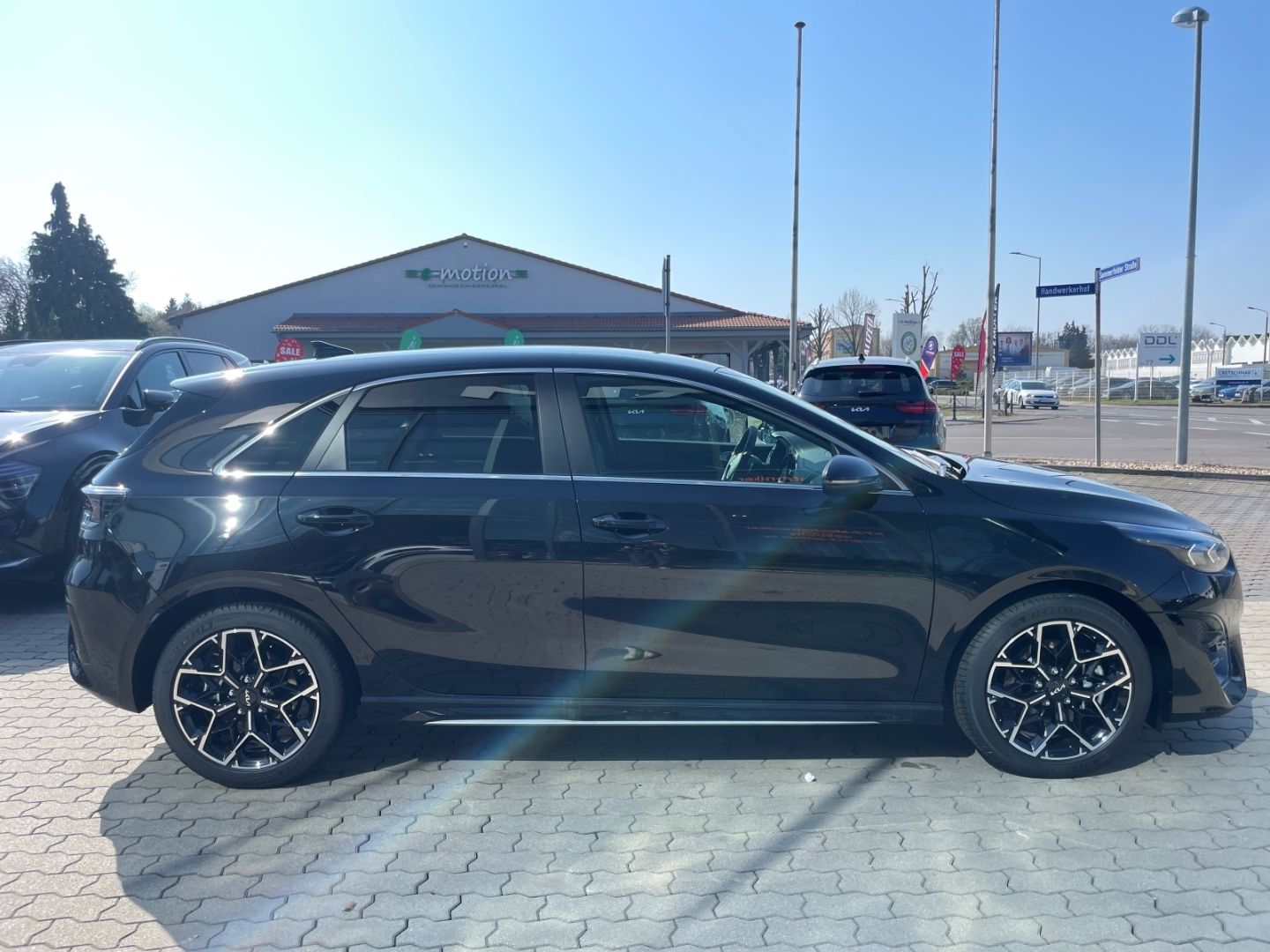Fahrzeugabbildung Kia Ceed GT Line Navi Leder JBL LED ACC Digit.Cockpi