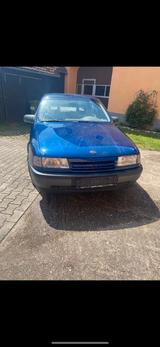 Opel vectra Benzin 1.8 - gebrauchte Opel Vectra aus dem Jahr 1992