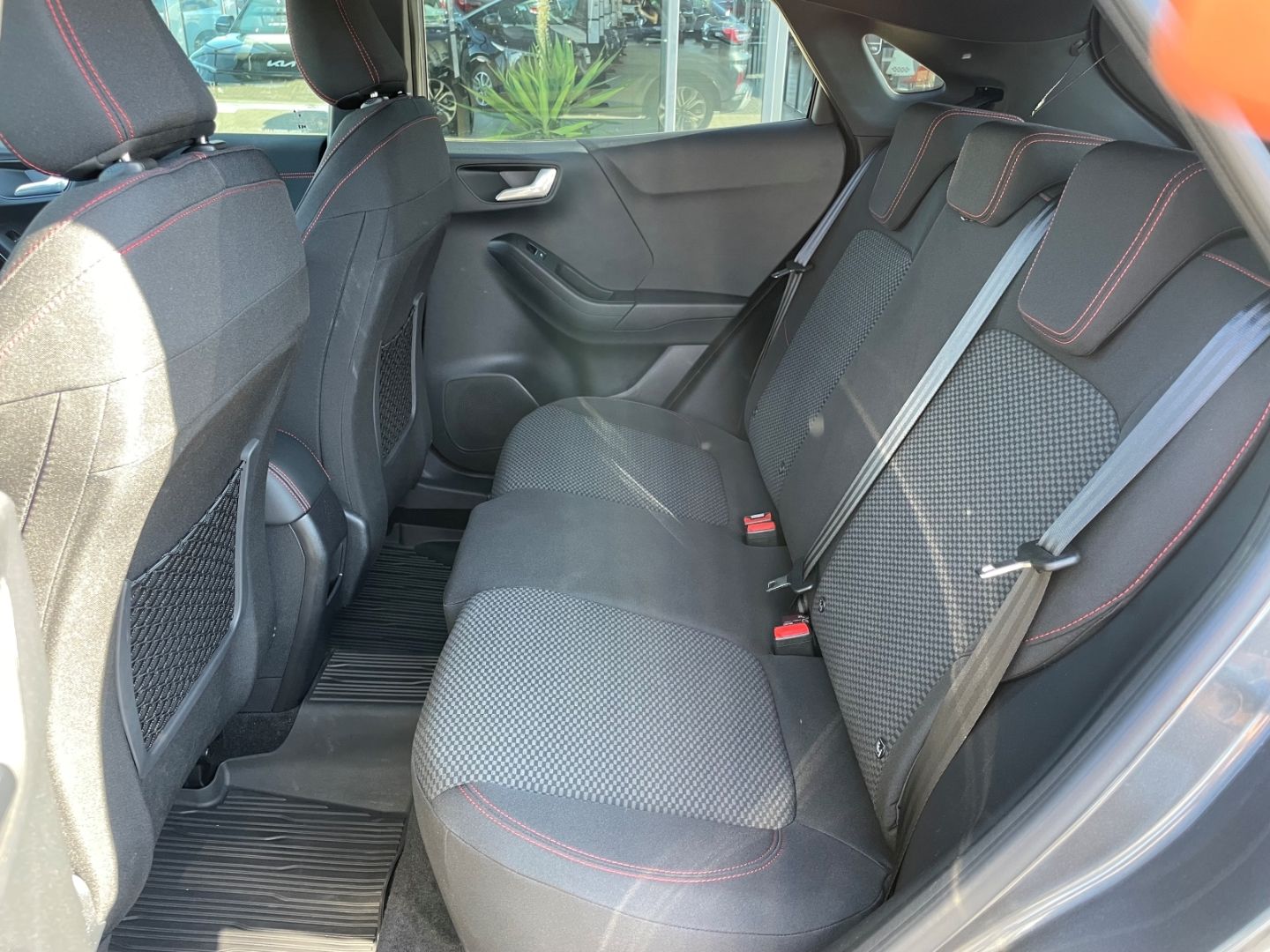 Fahrzeugabbildung Ford Puma ST-Line MHEV VerkehrszeichenERK Navi DAB