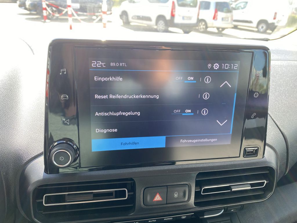 Fahrzeugabbildung Citroën Berlingo MPV M PureTech 110 FEEL *Keyless*Klimaa