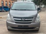 Hyundai H1 - gebrauchte Hyundai H-1 aus dem Jahr 2009