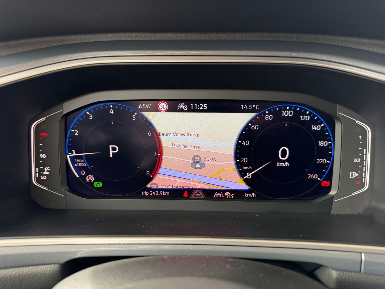 Volkswagen T-Roc - Bild 14