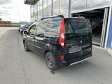 Renault Kangoo 1.5 dCi FAP Luxe Klimaautomatik Pano 2.Sc - gebrauchte Renault Kangoo aus dem Jahr 2011