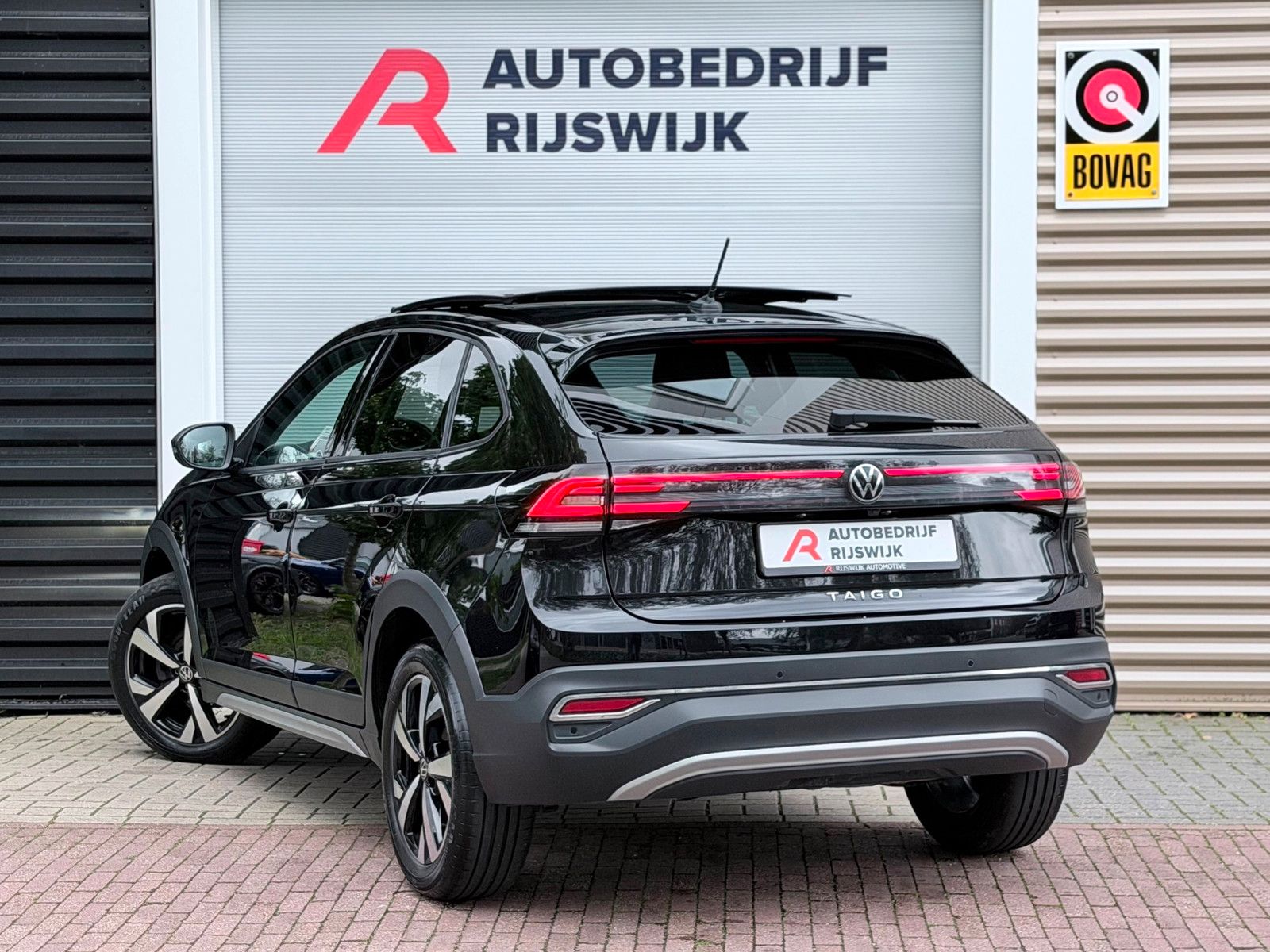 Volkswagen Taigo 1.0 TSI Style Pano/AppleCarPlay/Stoelverwa imagem 3
