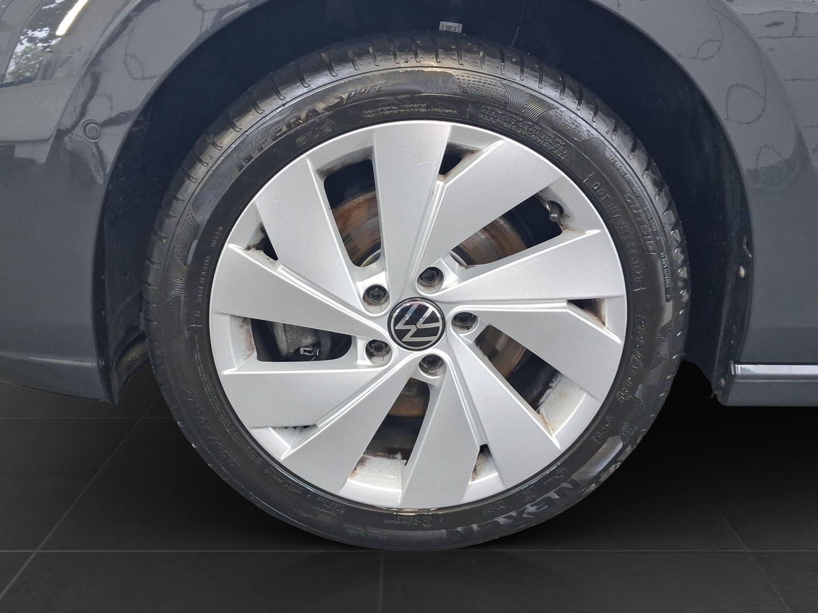 Volkswagen Golf - Bild 7