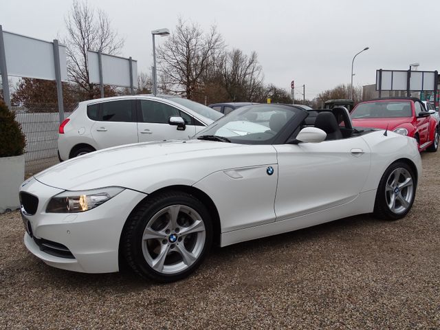 BMW Z4 Roadster sDrive 23i *6-Gang*Leder*Sitzhzg*PDC