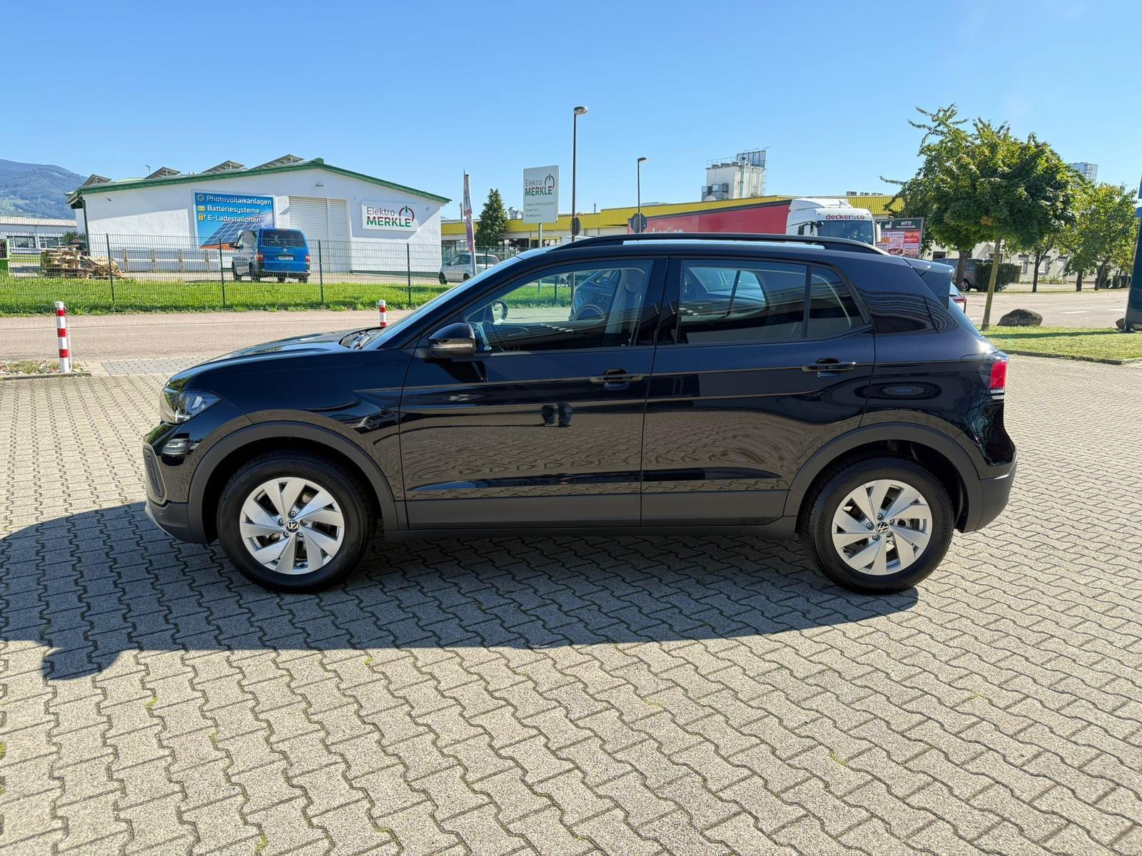 Volkswagen T-Cross 1.0 TSI Life *LED*PDC*Kamera*AHK*Alu*