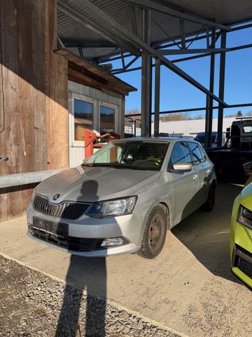 Fabia Ambition 1.0l MPI 5-Gang*EXPORT ONLY*