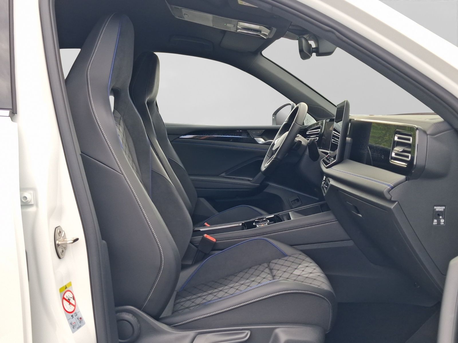 Volkswagen Tiguan 2.0 TSI DSG 4M R-LINE IQ.LIGHT ST.HEIZ LM foto 4