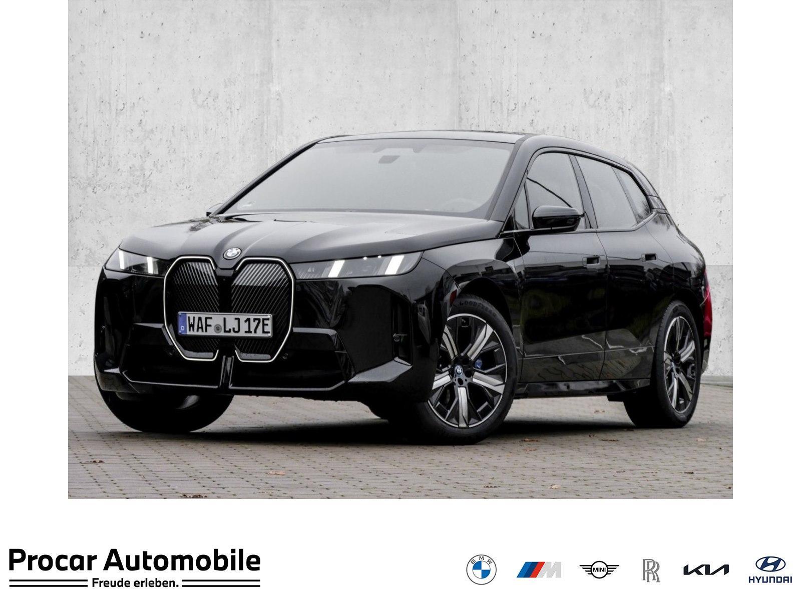 BMW iX xDrive45 M Sport HUD 0,25% ACC RFK NAVI LED