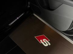 AUDI Q7 50 TDI Competition Plus*HEAD*PANO*360*1.HAND