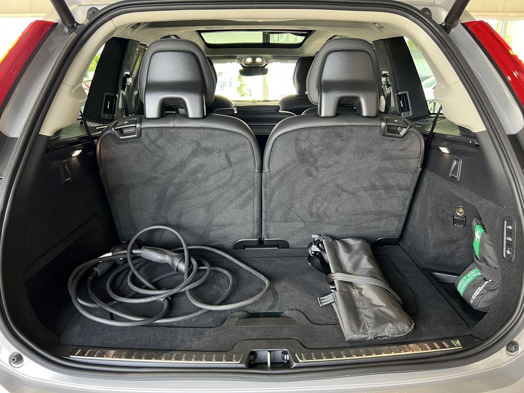 Volvo XC90 T8 Ultra Dark Recharge AWD FourC AHK 22Zoll
