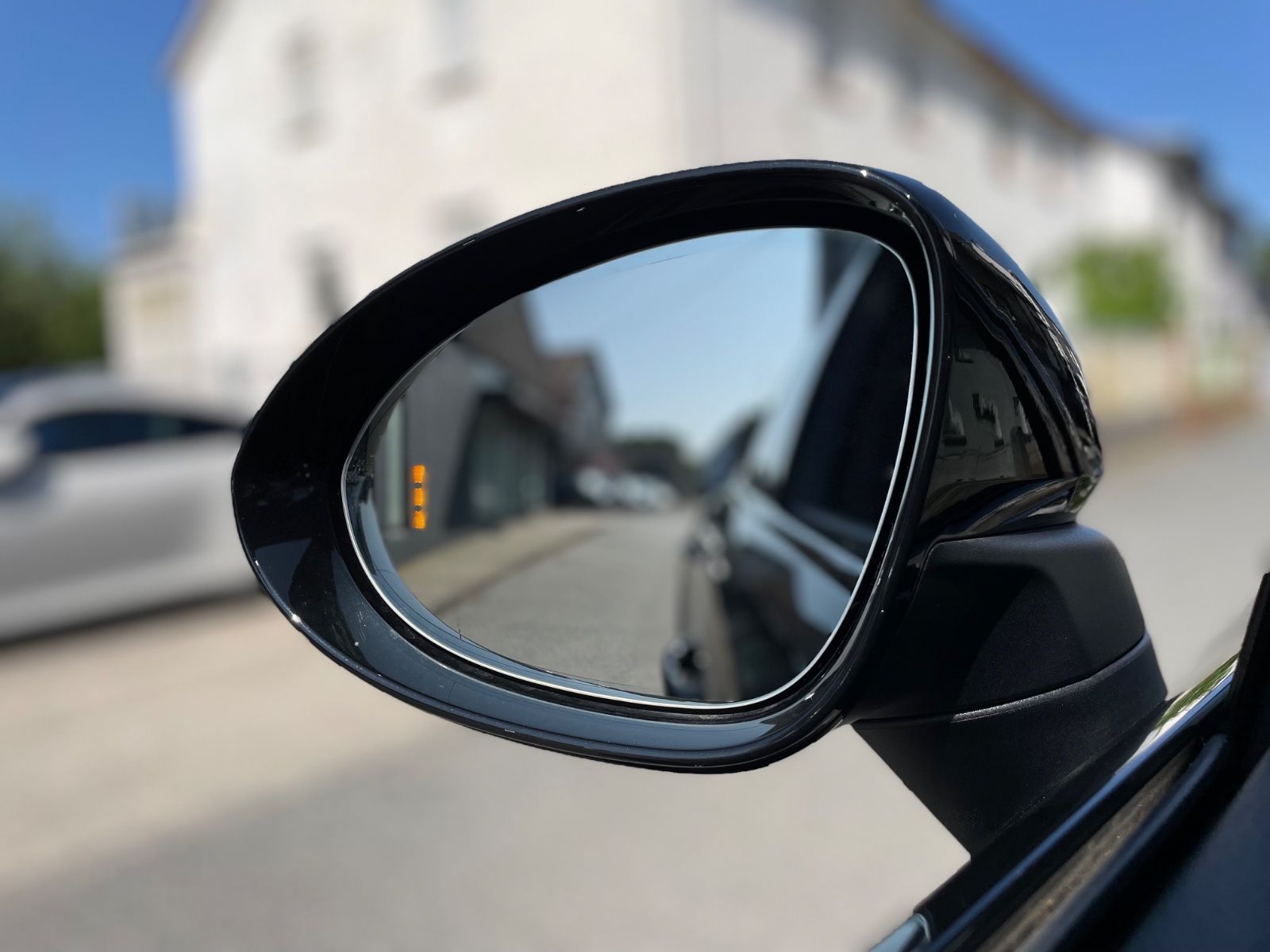 Fahrzeugabbildung Porsche Cayenne V6 Coupé |SportDesign|HUD|ACC|3.Display|