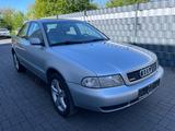 Audi A4 2.8  quattro - Audi A4 mit Benzin-Antrieb: Limousine, 2.8