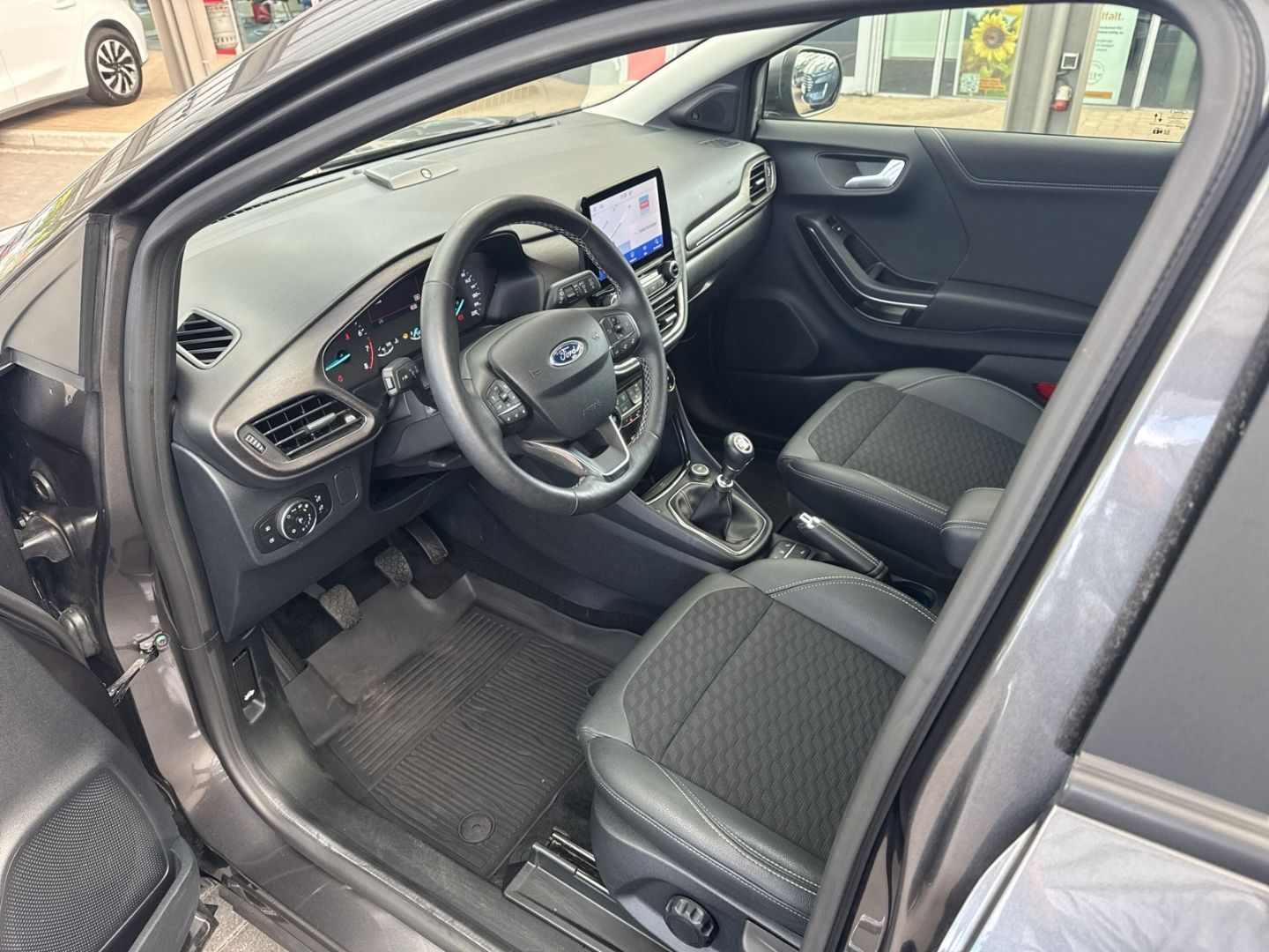 Fahrzeugabbildung Ford Puma Titanium X 1.0 EcoBoost Mild Hybrid EU6d