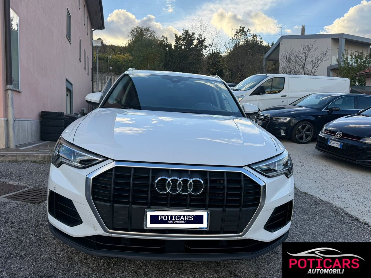 Audi Q3 35 TDI Business imagem 3