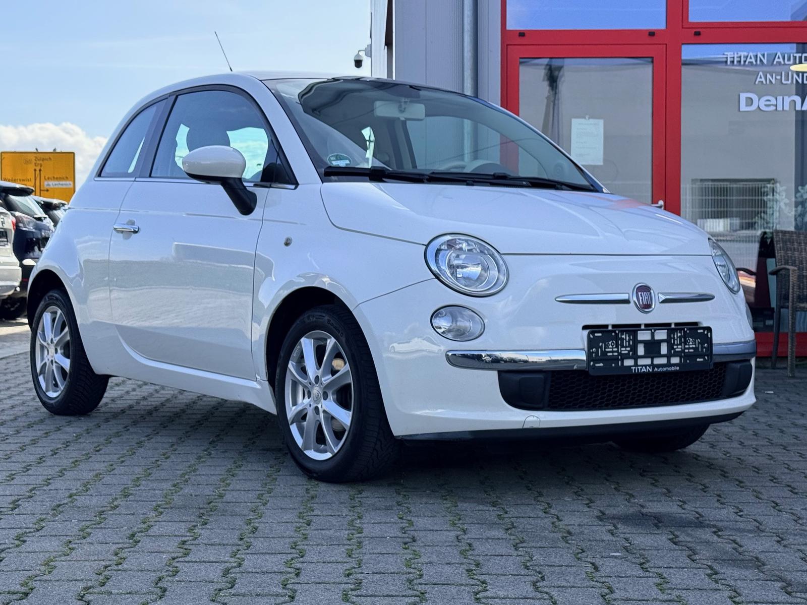 Fiat 500 Lounge/Pano/TÜV 12-2027/Bluetooth/Isofix