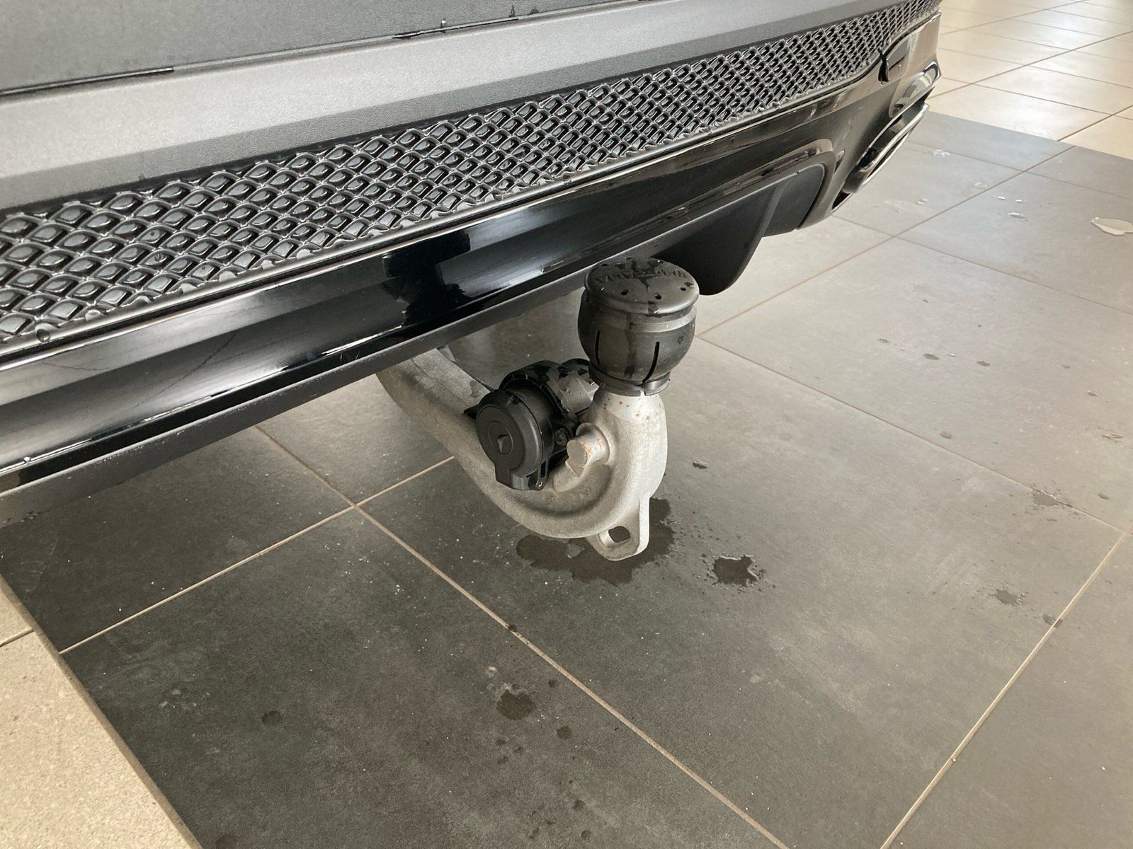 Fahrzeugabbildung Mercedes-Benz GLB 220 d 4M AMG*STDHZG*AHK*Distro*Burm*HUD*360*