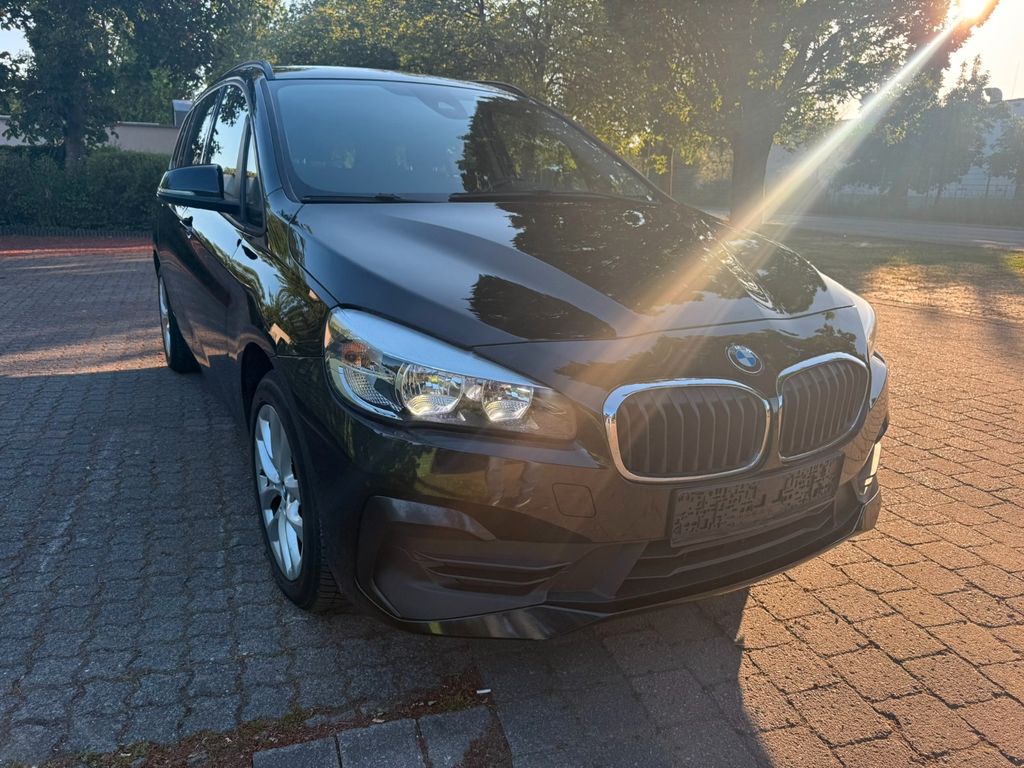 Image of BMW 218