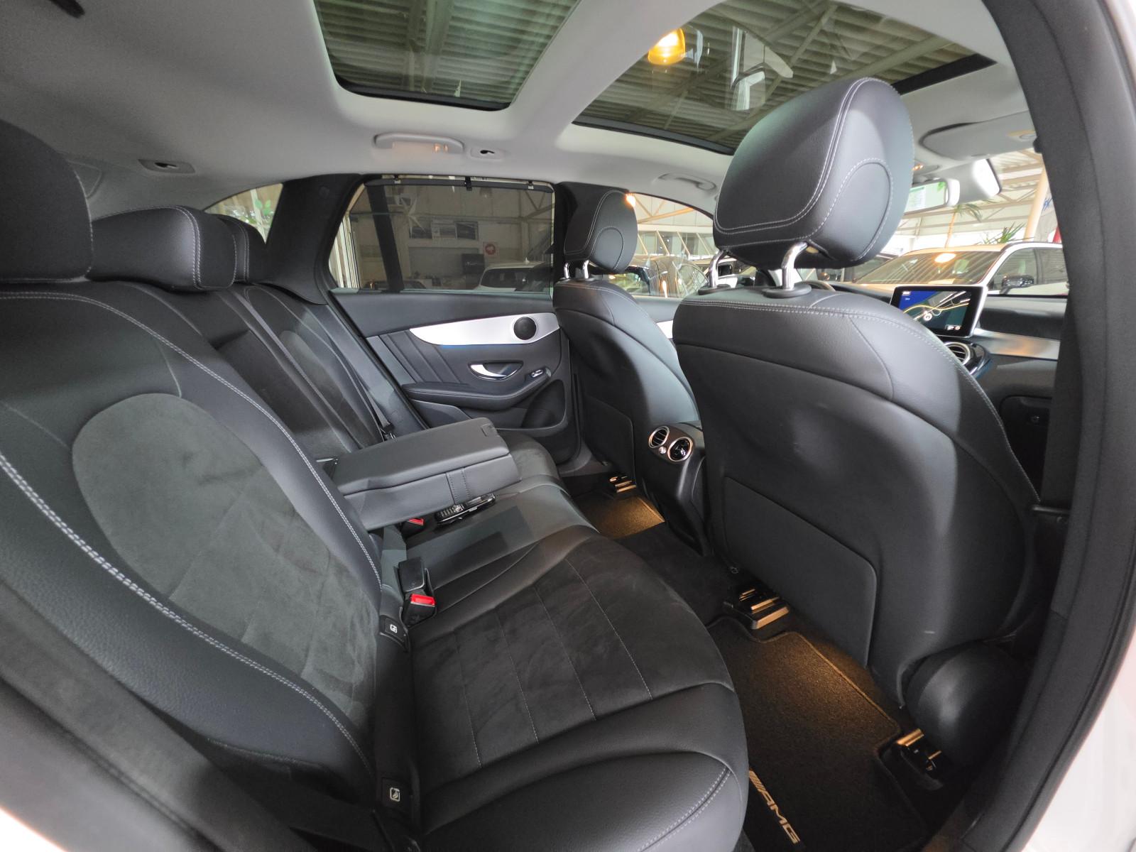 Mercedes-Benz GLC 300 4Matic AMG Line+LED+KAMERA+19" AMG+