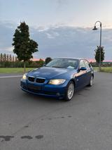BMW Bmw e90 318d - BMW 318 aus 2006: 318d