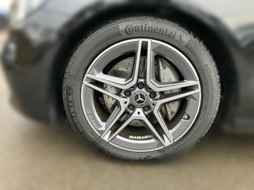 Mercedes E 220 - 6