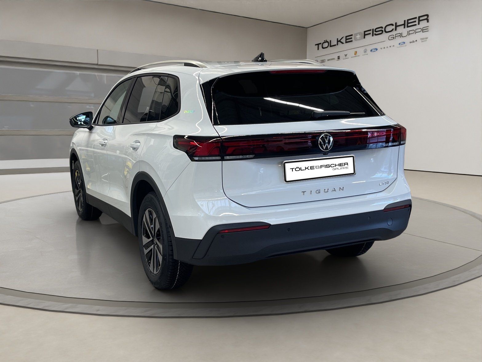 Volkswagen Tiguan ENERGY 1.5 l eTSI OPF DSG ACC AHK AUT 360 foto 5