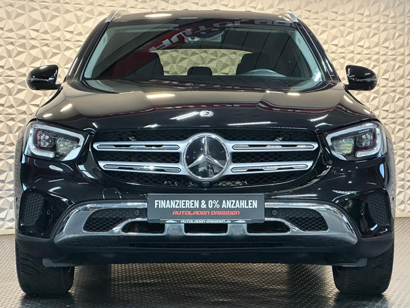 MERCEDES-BENZ GLC300 4M OFFROAD* MULTIBEAM#AHK#SHZ#360CAM#NAVI - Image 3
