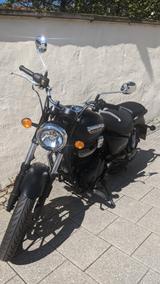 Royal Enfield Meteor 350, Stellar Black - Royal Enfield Meteor 350