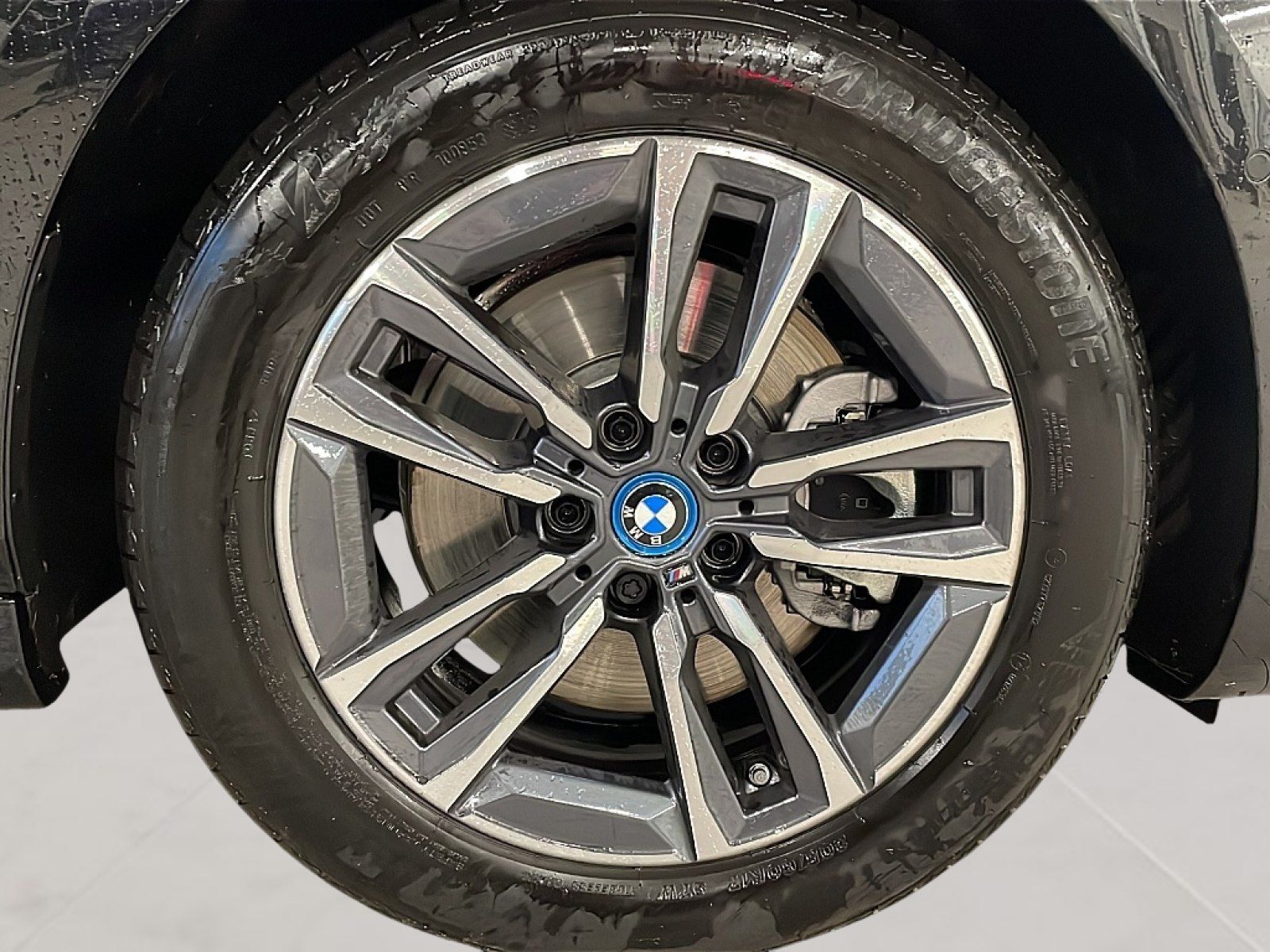 BMW 223 Active Tourer - Bild 9