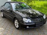 Mercedes-Benz CLK 320 AVANTGARDE Top! - Mercedes-Benz CLK 320 mit Benzin-Antrieb: Automatik