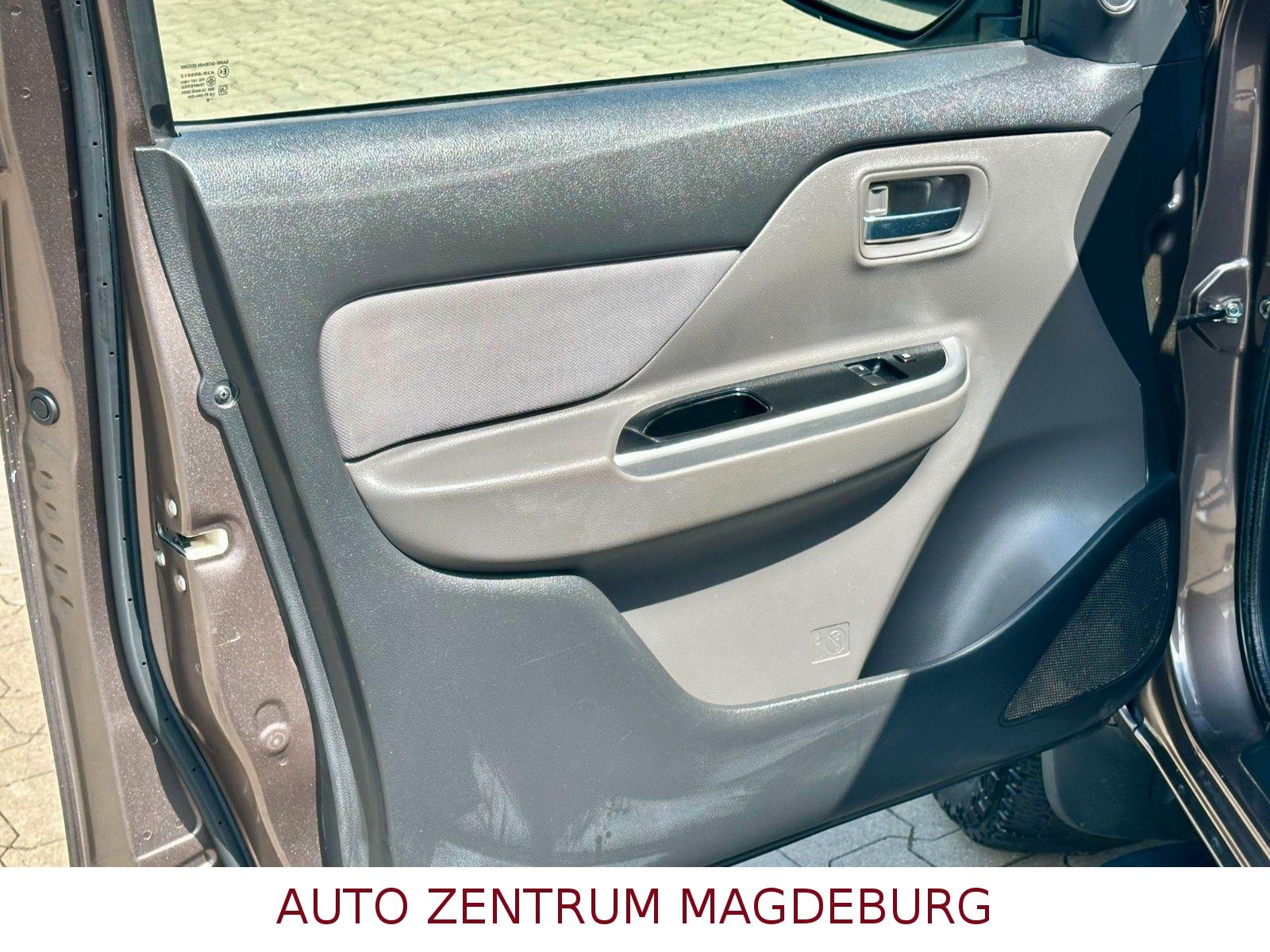 Mitsubishi L200 Plus Club Cab 4WD ALU*ALLRAD*AHK*