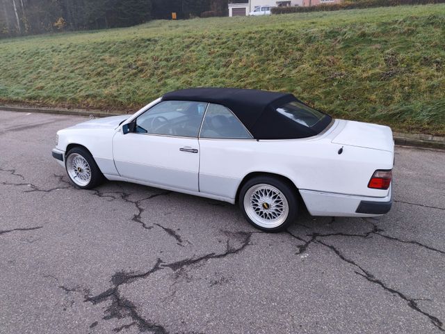 Mercedes-Benz Cabrio 300