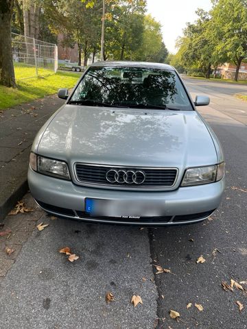 Audi a4  b5  1.6 M