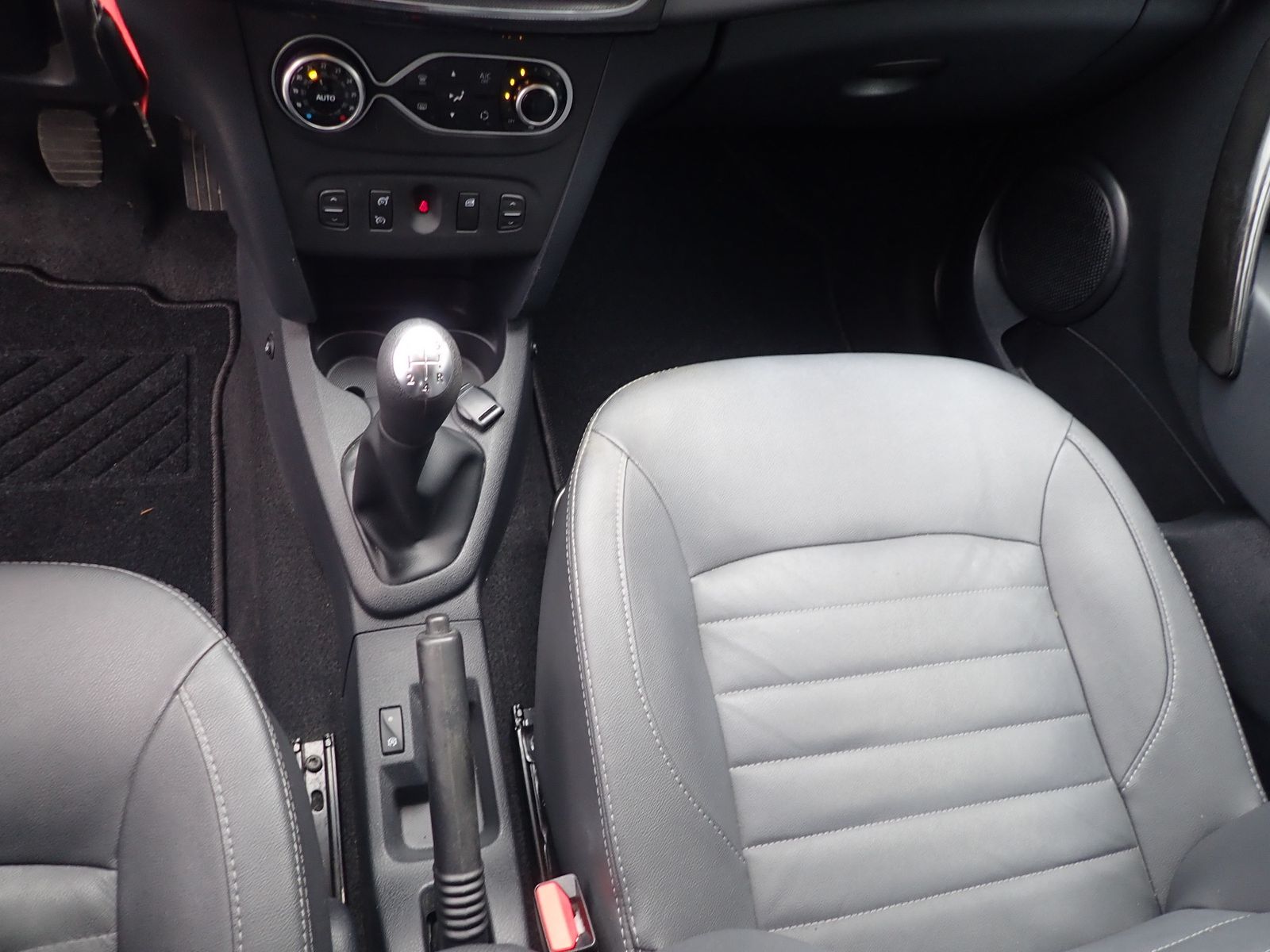 Fahrzeugabbildung Dacia Sandero Comfort TCe 90