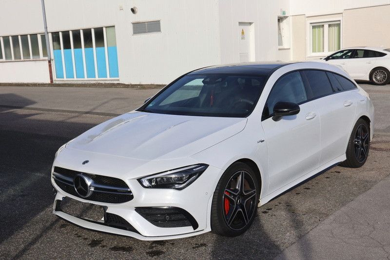 Image of Mercedes-Benz CLA 35 AMG