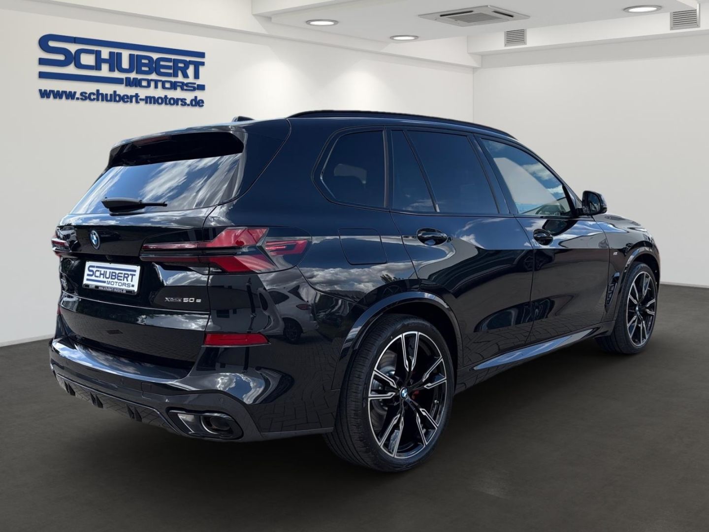 BMW X5 xDrive50e M Sport Pro Pano AHK DA Prof. 360°  imagem 3