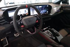AUDI RS5 Avant | Carbon | Keramik | Pano | Tech pro AUDI RS5 Avant | Carbon | Keramik | Pano | Tech pro