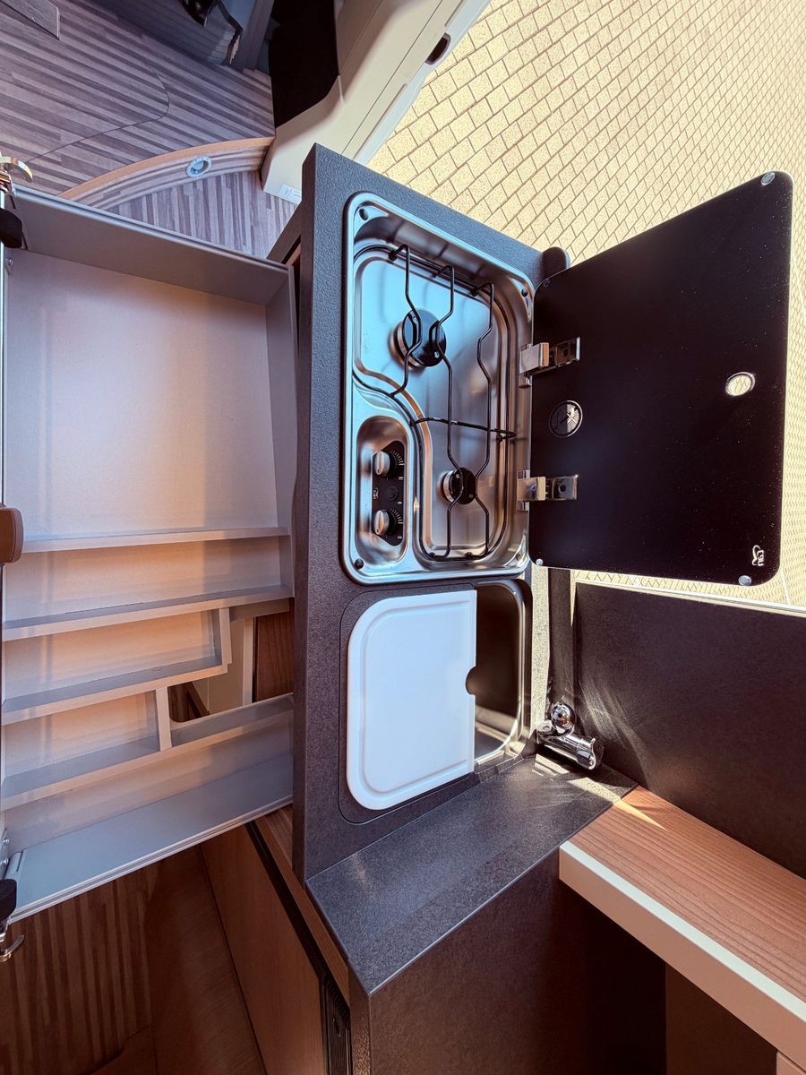 Fahrzeugabbildung Malibu Van Diversity Coupe 640 LE K Lucca MJ26